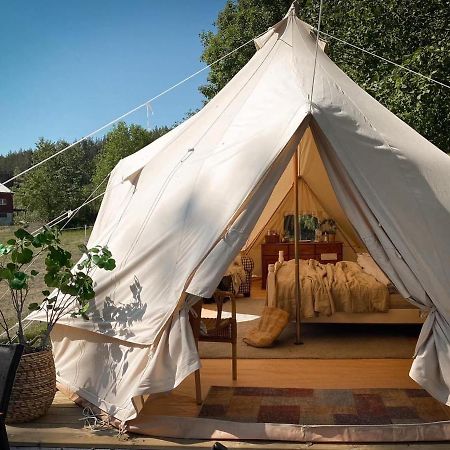 Готель Idyllisk Glamping Rett Ved Elven Шіен Екстер'єр фото